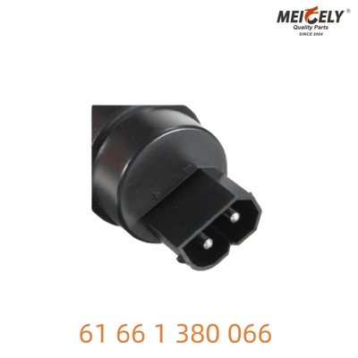 61 66 1 380 066 Bomba de água de qualidade superior concebida exclusivamente para a BMW