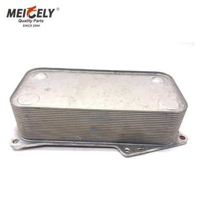Peças de reposição para escavadeira de alta qualidade  Resfriador de óleo do motor 04900206 04912105 Para escavadeira Volvo D8K